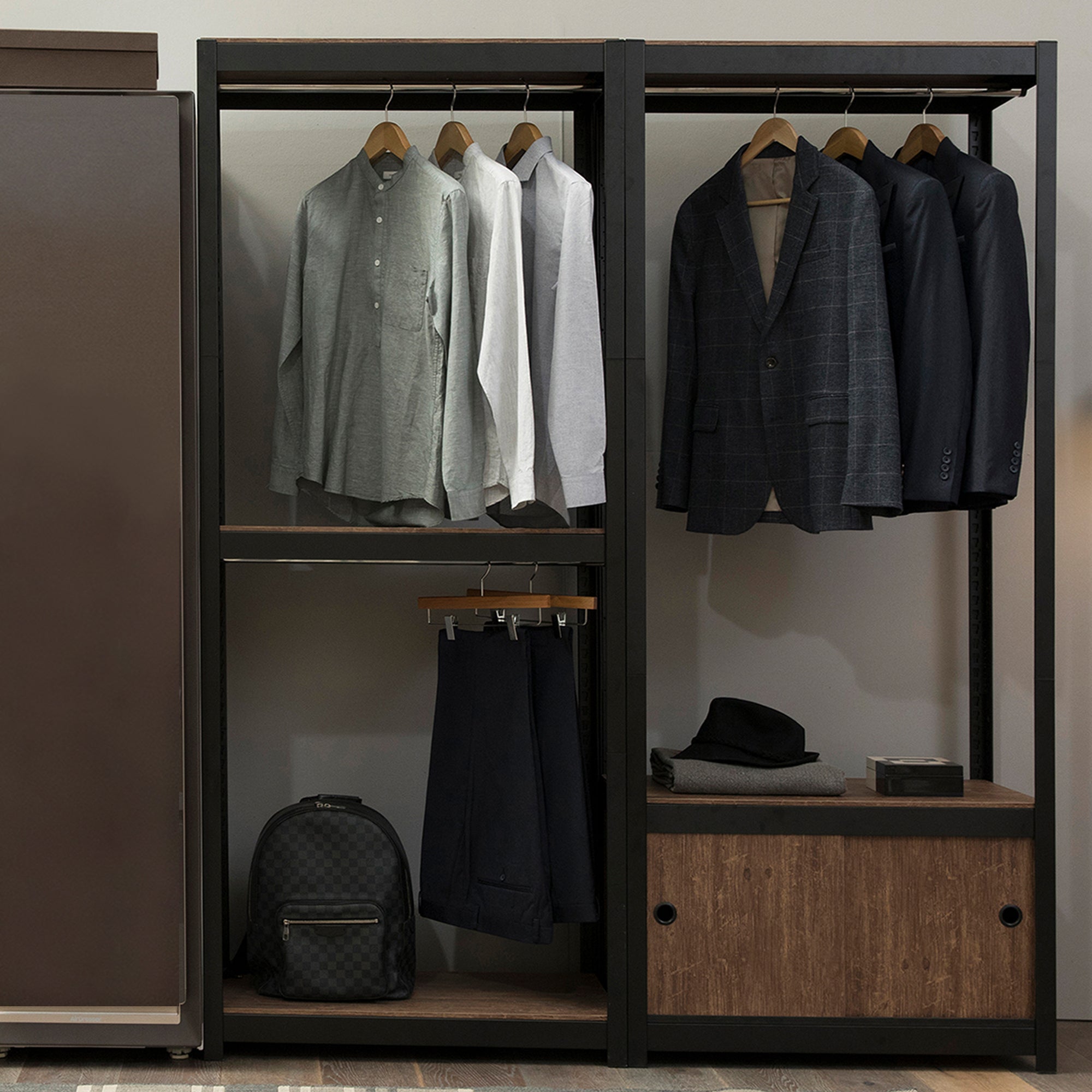 The Classic Double Clothing Rack with Mesh Board in BLACK
