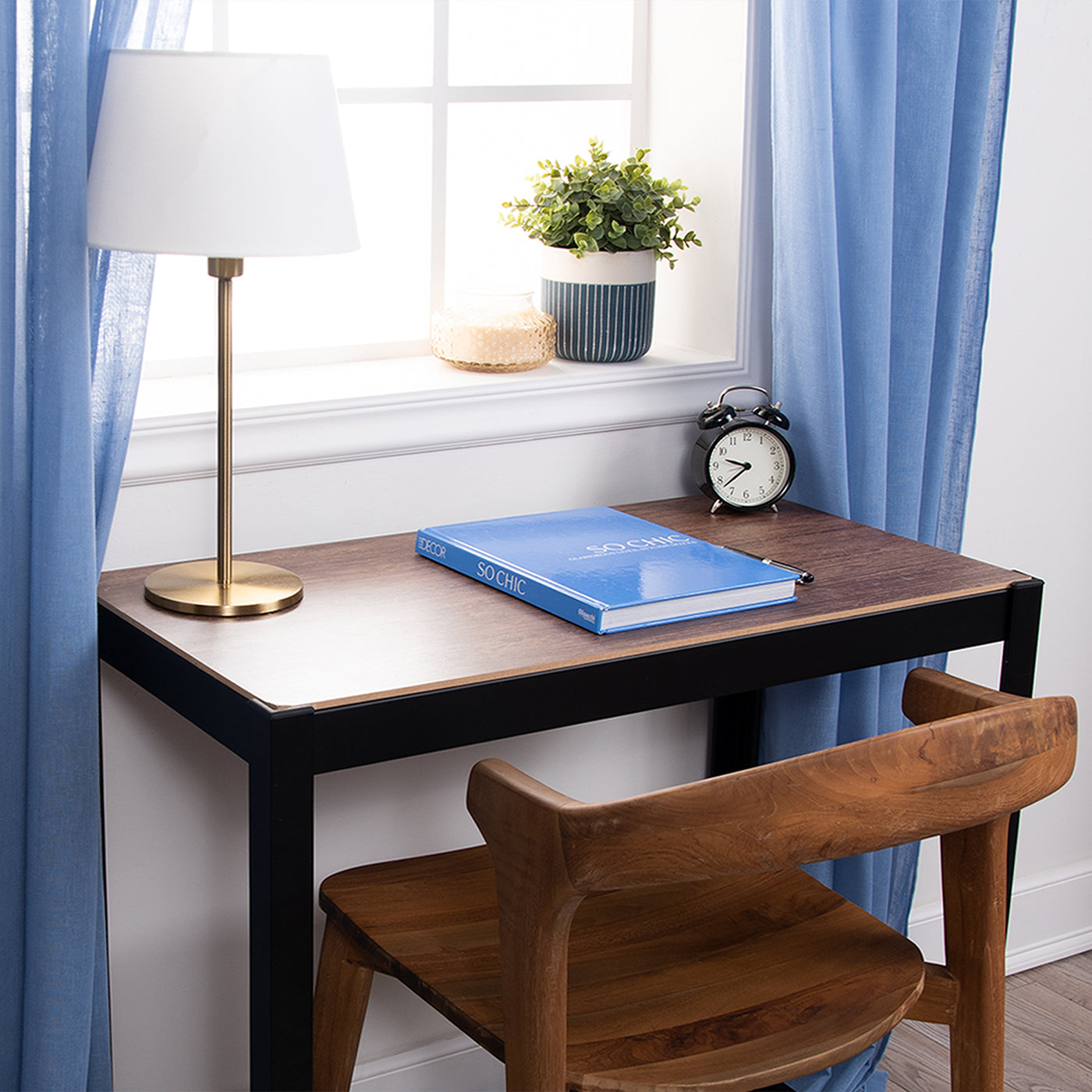 The Standard Desk Module