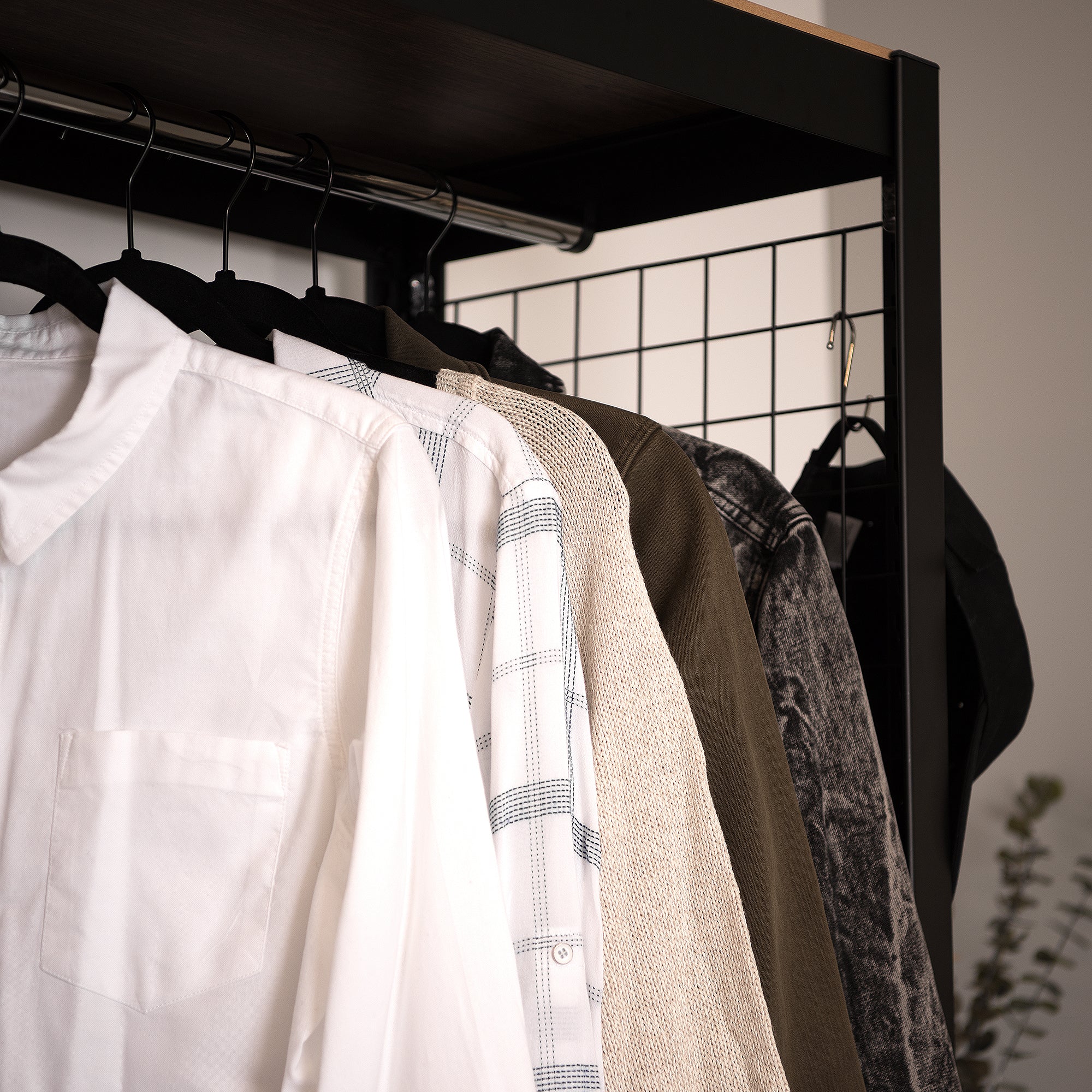 The Classic Double Clothing Rack with Mesh Board in BLACK