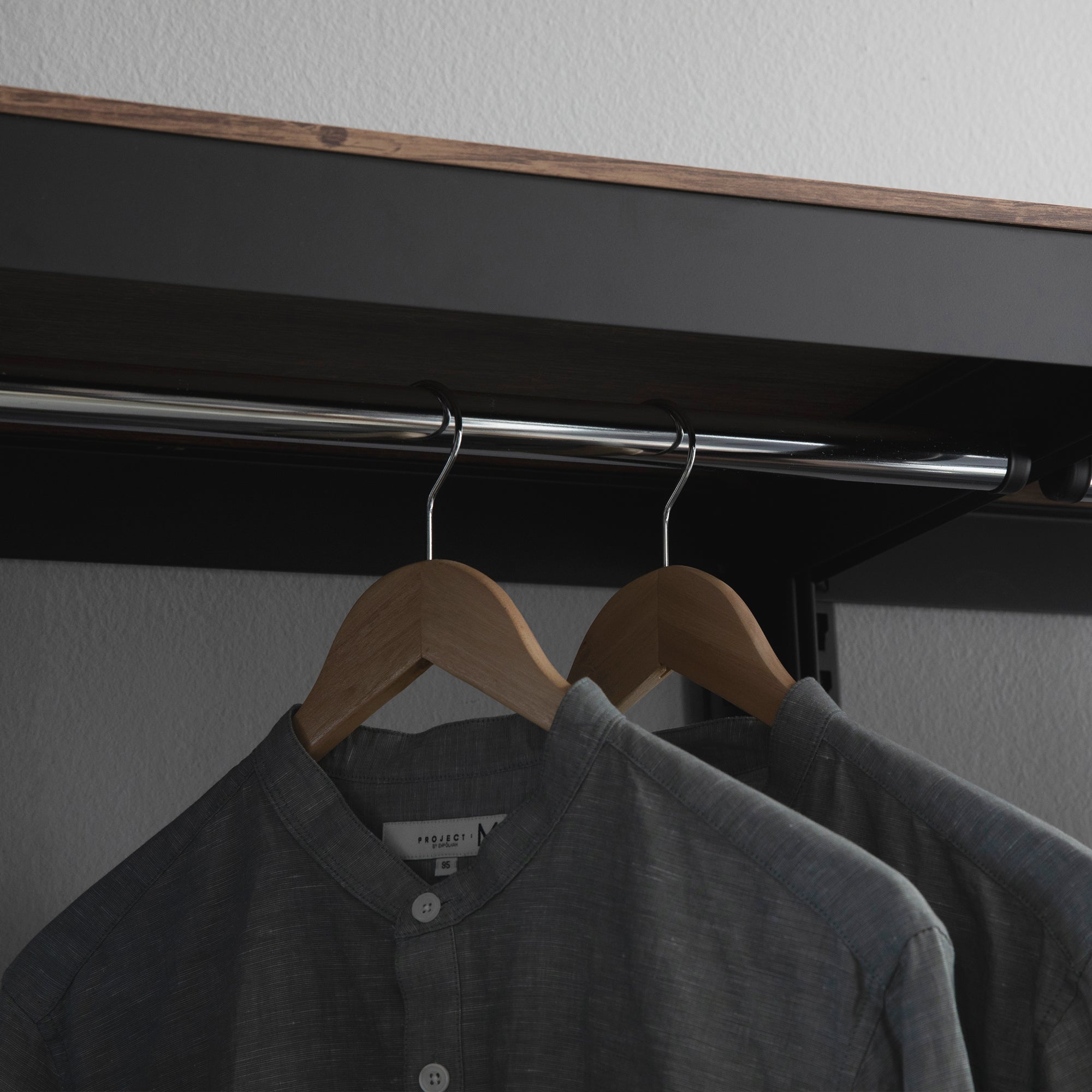 The Classic Two Tier Clothing Rack in Black - 2 Sets
